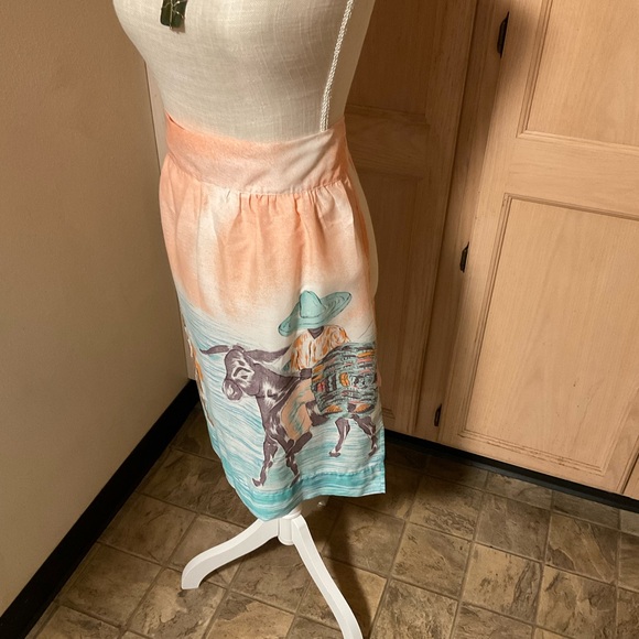 Vintage Apron - Picture 4 of 4
